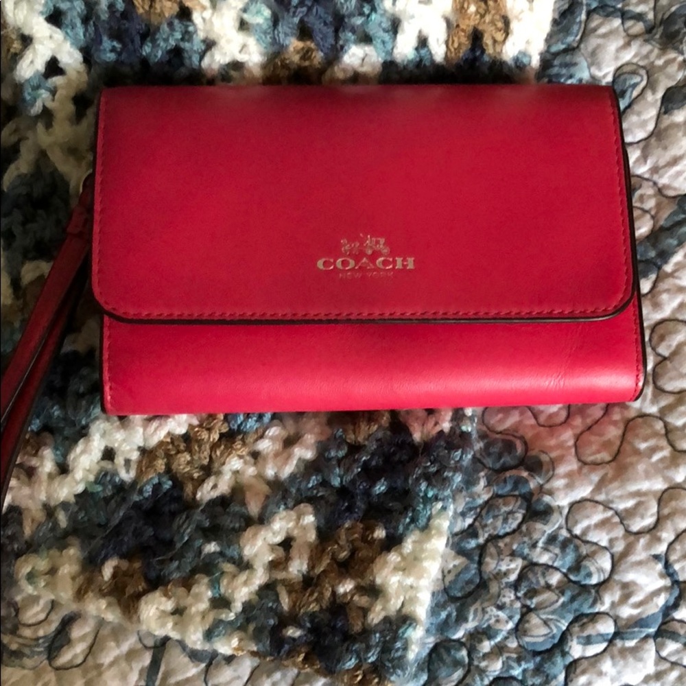 PREOWNED COACH LEATHER PHONE WALLET